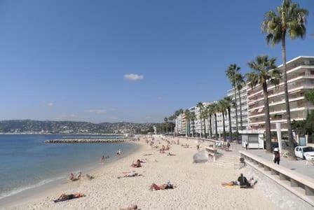 301-Studio Au Calme Entierement Renove Antibes Exteriér fotografie